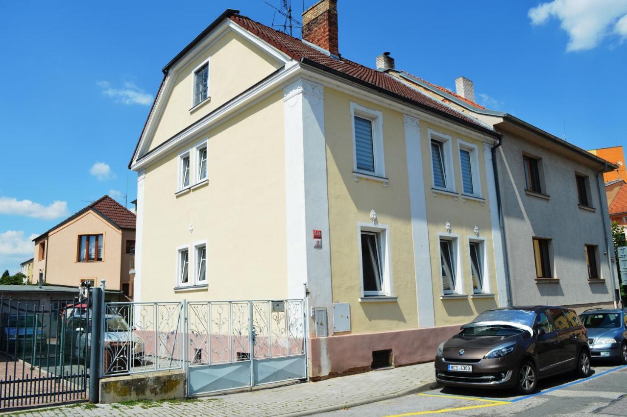 Apartman U Maleho Jezu Czeskie Budziejowice Zewnętrze zdjęcie